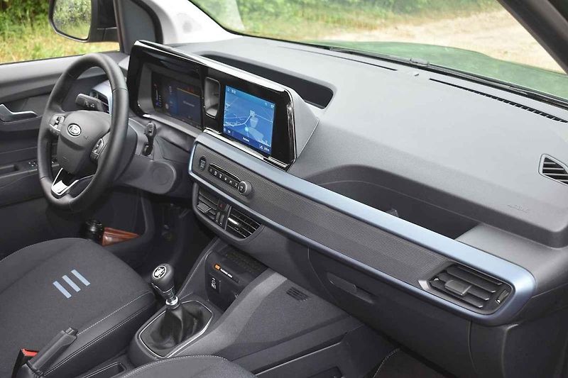 Auto je přímo stvořené k rodinným výletům