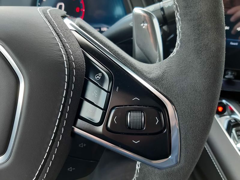Chevrolet Corvette C8 Stingray 3LT Magnetic Lift - fotka 18 z 23