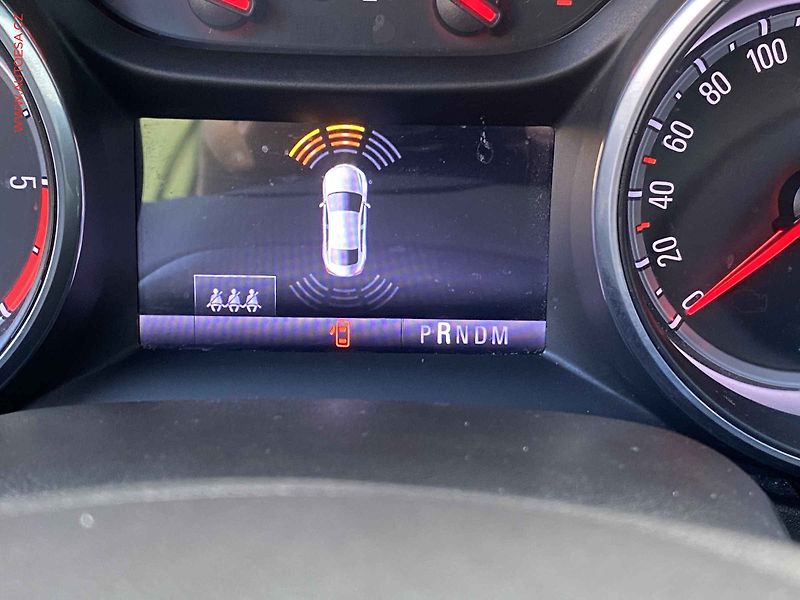 Opel Astra (2018) 1.6 CDTi SportsTourer - fotka 18 z 19
