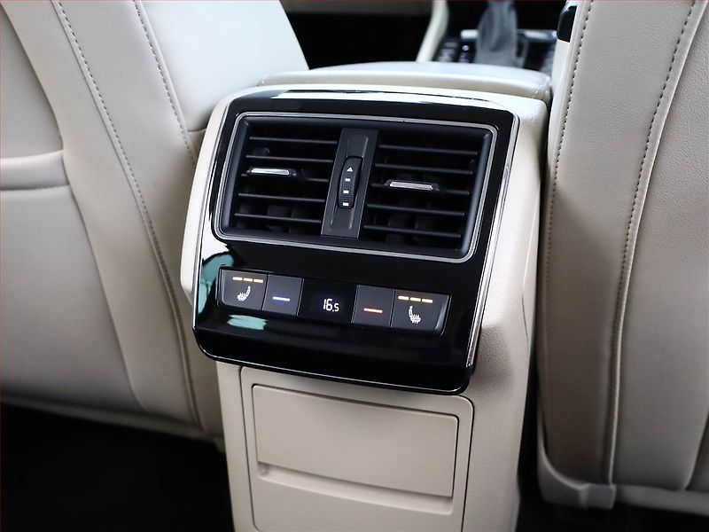 Škoda Superb (2017) Laurin&Klement 2.0 TDI 4x4 - fotka 23 z 24