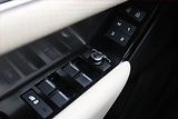 Land Rover Range Rover Velar (2021) D200 - náhled 16