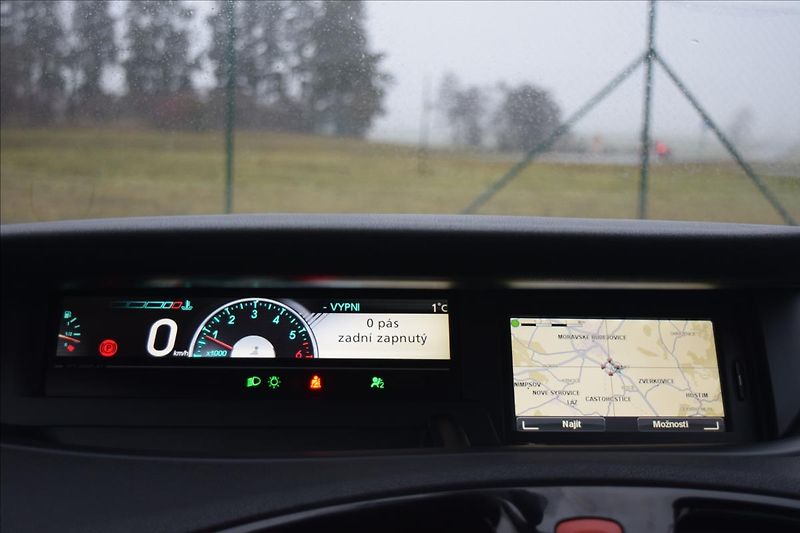 Renault Scénic 1,9 DCI 96KW TAŽNÉ NAVI KAMERA - fotka 43 z 57