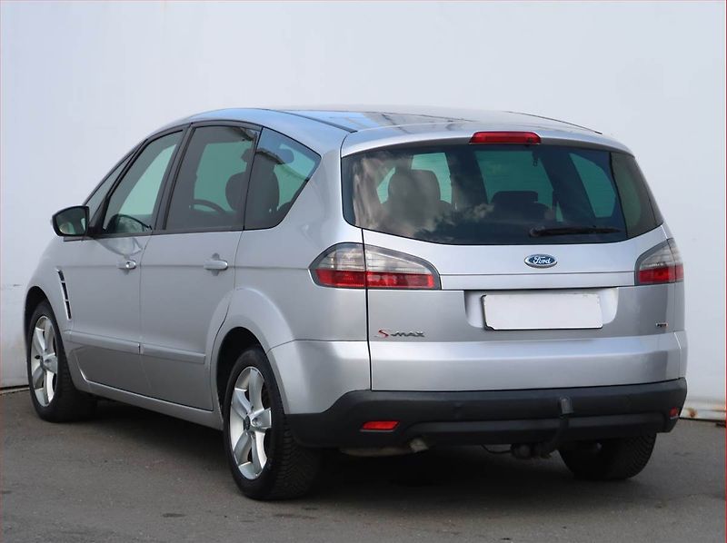 Ford S-MAX (2007) Trend 1.8 TDCi, 7 míst - fotka 4 z 17