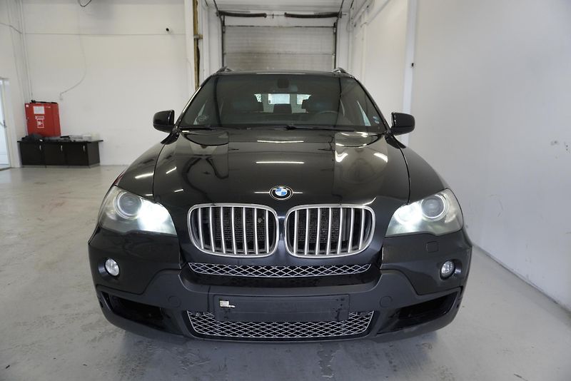 BMW X5 3,0 XDRIVE35D AUT. - fotka 2 z 34