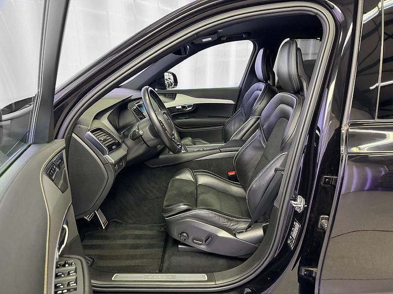 Volvo XC90 B5 AWD R-DESIGN, H&K, EL. TAŽN - fotka 11 z 32