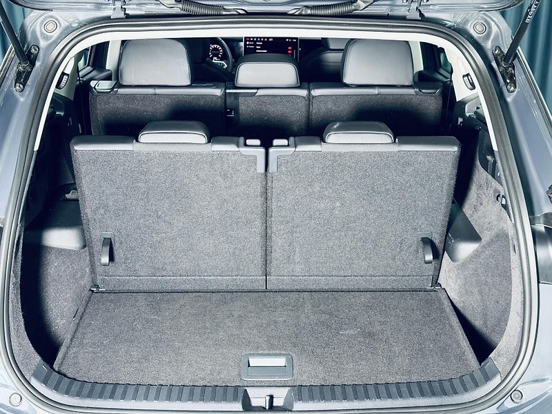 Volkswagen Tayron (2025) 2.0*TDi*4M*ZÁRUKA*¨7M*IQ-Light - fotka 37 z 39