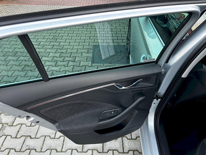 Škoda Scala (2024) 1.0 TSI 85kW DSG Top Selection - fotka 28 z 35