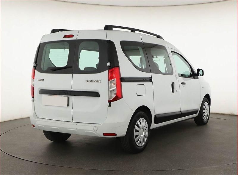 Dacia Dokker (2020) Arctica 1.5 dCi, 5Míst, ČR - fotka 5 z 12
