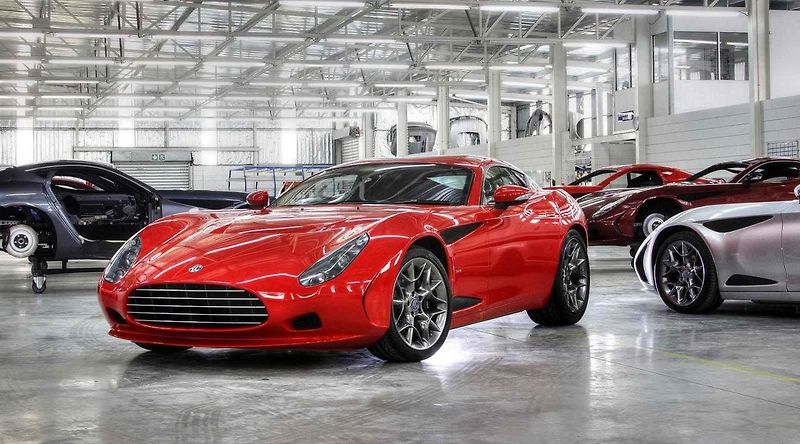 Maserati A6G je bezesporu jedním z nejhezčích aut na světě. To ale nezabránilo soukromým karosárnám, aby model A6G upravily k obrazu svému. Nejúspěšnější byl Zagato, který se na rozdíl od studií Allemano a Frua vydal závodním směrem.