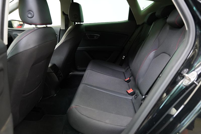 Seat Leon - fotka 14 z 15