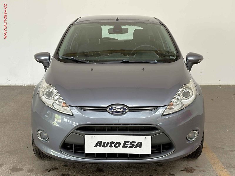 Ford Fiesta (2012) 1.25i, Výhř.sed. - fotka 2 z 15
