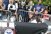 Na akci Jízda do vrchu a výstava historických vozidel se představilo na tři sta automobilů a motocyklů.