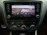 Škoda Octavia 2,0 TDI 135kW CZ Challenge DSG - náhled 20