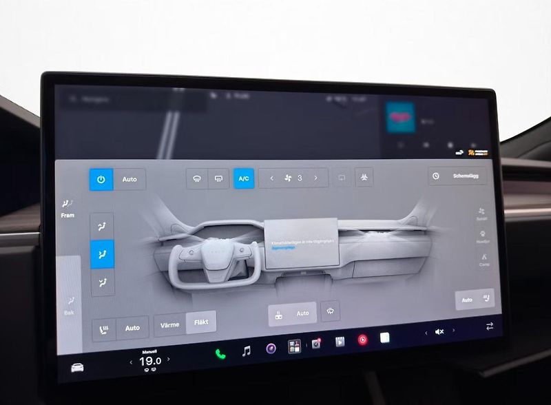 Tesla Model S LR AWD Vzduch Pano. Kam Yoke - fotka 22 z 35