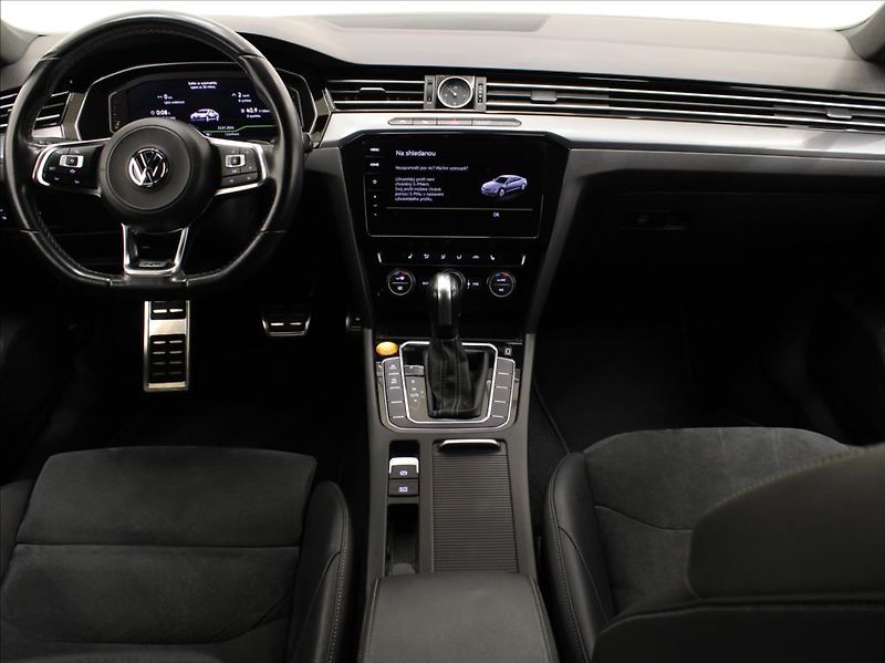 Volkswagen Arteon 2,0 TDI 176kW 4M R-line DCC ČR - fotka 8 z 29