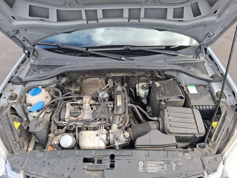 Škoda Yeti (2011) 1.2TSi 77kW,klima,senzory - fotka 15 z 18