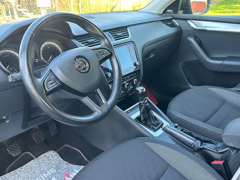 Škoda Octavia (2018) 1.6TDi NOVÉ ROZVODY,APP,CANTON - fotka 7 z 16