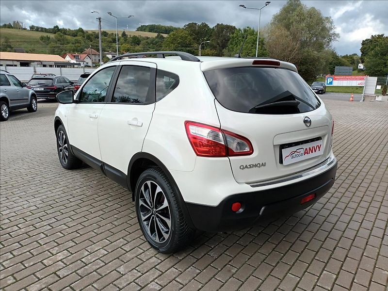 Nissan Qashqai 2,0 dCi 110 kW Automat,4X4,TZ - fotka 7 z 40
