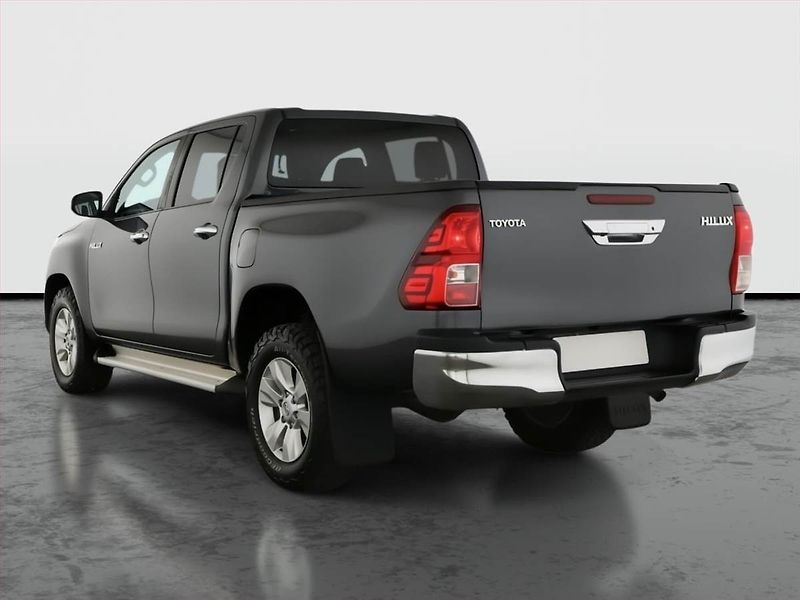 Toyota Hilux (2020) 2.4 D-4D - fotka 4 z 18