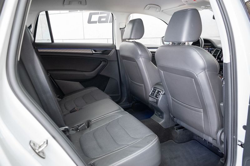 Škoda Kodiaq 2.0TDI DSG*KAMERA*VIRTUAL*ACC - fotka 13 z 43