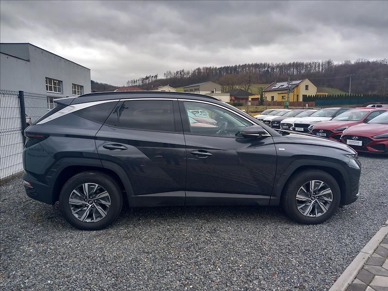 Hyundai Tucson 1,6 T-GDI MHEV SMART DCT - fotka 5 z 22