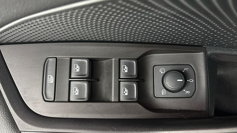 Škoda Octavia 2.0 TDI DSG Style - fotka 22 z 26