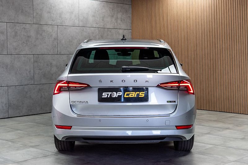 Škoda Octavia 1.5 G-TEC*KAMERA*ACC*DSG*DPH* - fotka 5 z 43