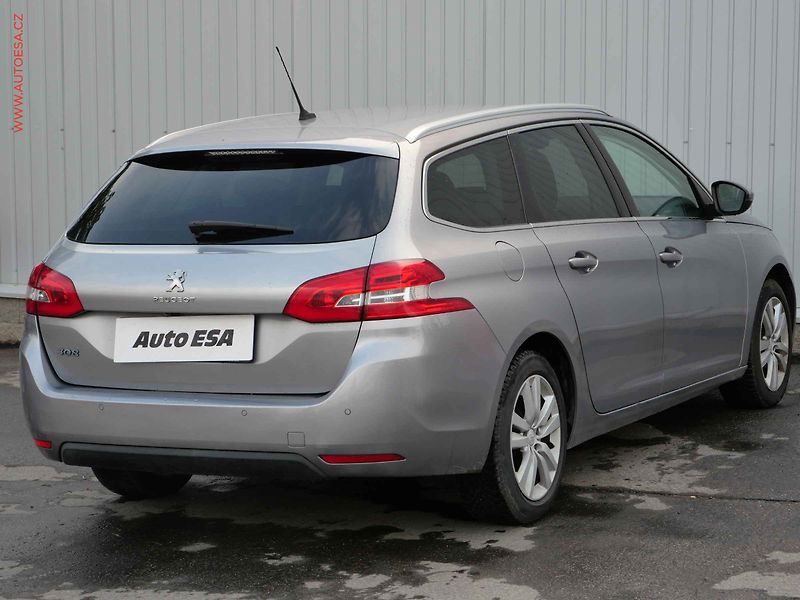 Peugeot 308 (2015) 1.2 PT, ČR, Active - fotka 4 z 18