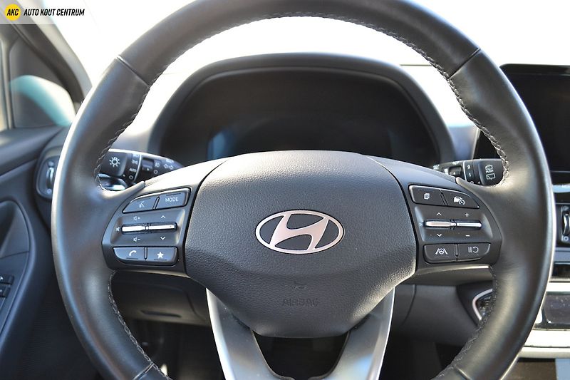 Hyundai i30 WG  1,5DPi MT Style FL - fotka 22 z 52
