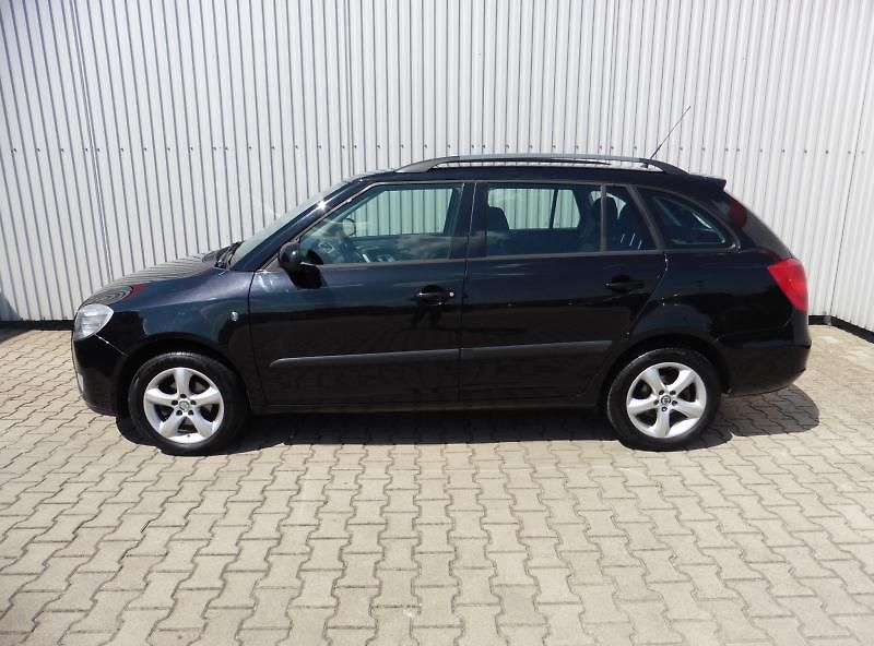 Škoda Fabia 1,4i16V Elegance,Vyhř.sed - fotka 6 z 14