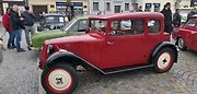 Výstava veteránů na třebíčském náměstí zakončila sezonu Veteran Car Clubu Třebíč 2022