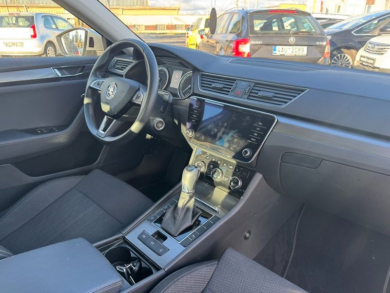 Škoda Superb (2019) DSG 2,0 TDI 140 KW STYLE+ SŠA - fotka 41 z 49