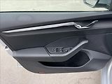 Škoda Octavia 2,0 TDI Combi Ambition Plus - náhled 14