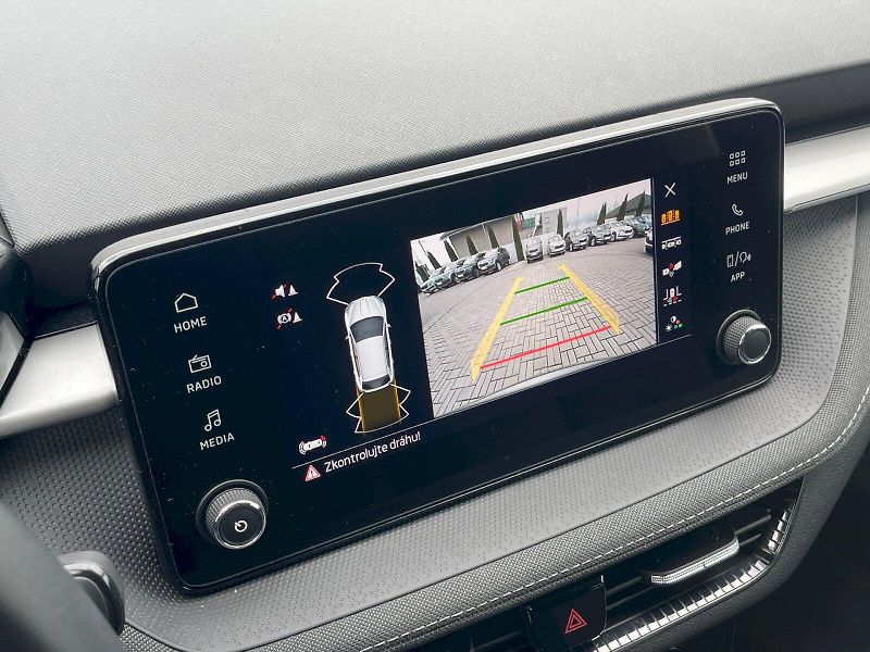 Škoda Fabia (2024) 1.0 TSI / 85 kW Top Selection - fotka 21 z 30
