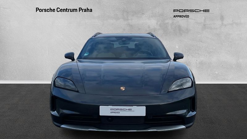 Porsche Taycan 4 Cross Turismo - fotka 2 z 30