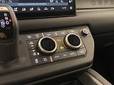 Land Rover Defender 110 D300 X-DYNAMIC SE AWD CZ - náhled 28