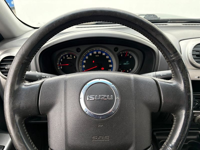 Isuzu D-Max 2.5, 100kW, 4x4, Tažné - fotka 7 z 14