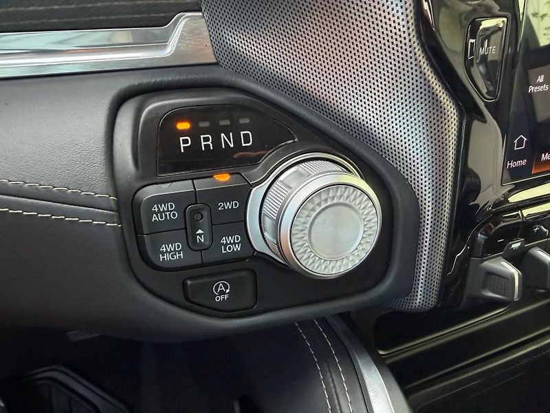 Dodge RAM (2023) +HEMI+LIMITED MAX+LIFT REVEL+ - fotka 20 z 29