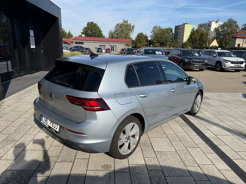 Volkswagen Golf People 1,5TSI 110kW DSG - fotka 2 z 19