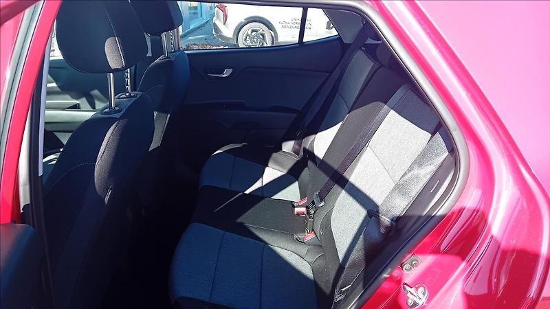Kia Stonic 1,0 T-GDi SPIN - fotka 10 z 11