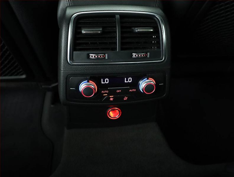 Audi A6 (2018) 3.0 TDI, 4X4, Automat, Navi - fotka 18 z 21