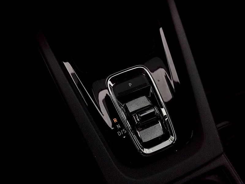 Škoda Octavia (2023) Combi Ambition 2,0 Tdi 110 kw - fotka 23 z 36