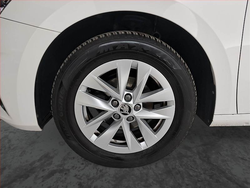 Škoda Fabia (2022) 1.0, Serv.kniha, Tempomat - fotka 13 z 18