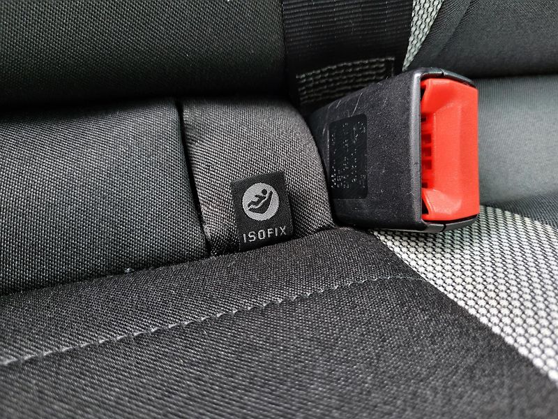 Škoda Rapid 1.0 TSI 81kW AMBITION *ČR - fotka 23 z 44