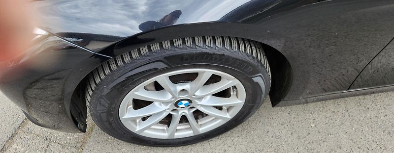BMW Řada 3 (2015) 3 - 2.0d*XENON*AUTOMAT*TAŽNÉ* - fotka 33 z 50