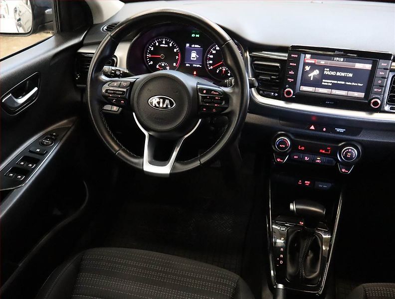 Kia Stonic (2019) 1.0 T-GDI, Automat, ČR,1.maj - fotka 7 z 24