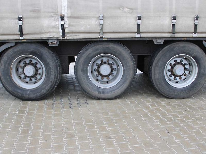 Krone SD SDP 27 WKE, ZVEDACÍ NÁPRAVA - fotka 9 z 13
