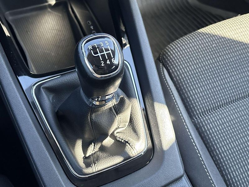 Škoda Octavia (2022) 2.0 TDI Ambition + - fotka 15 z 33