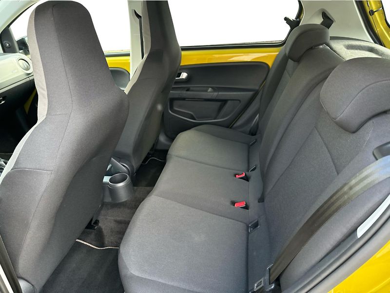 Volkswagen e-up! Style 61 kW SoH90 - fotka 12 z 19