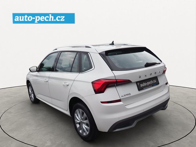 Škoda Kamiq (2022) 1.0 TSi, 81 kW, AT - fotka 2 z 32